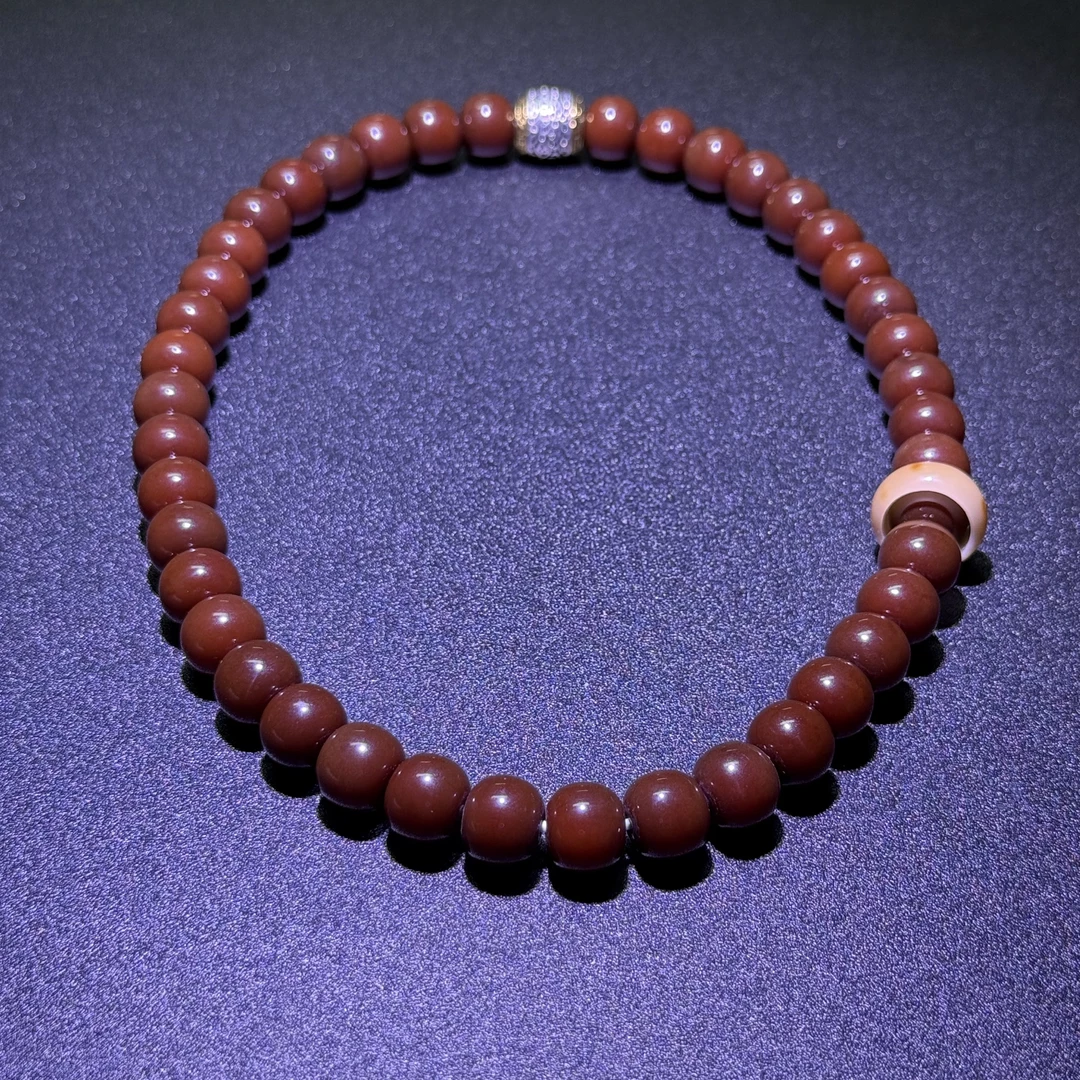 【D7029】菩提根“朱砂供棕红色”11mm 左右精抛光双圈云纹顶珠