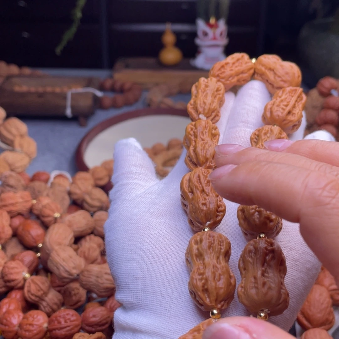 孙***e手串文玩核桃秋子