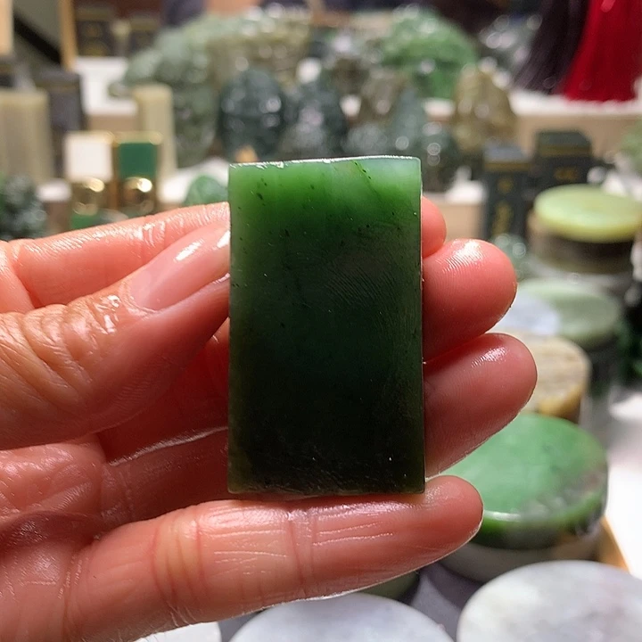 和田玉未镶嵌珠宝半成品