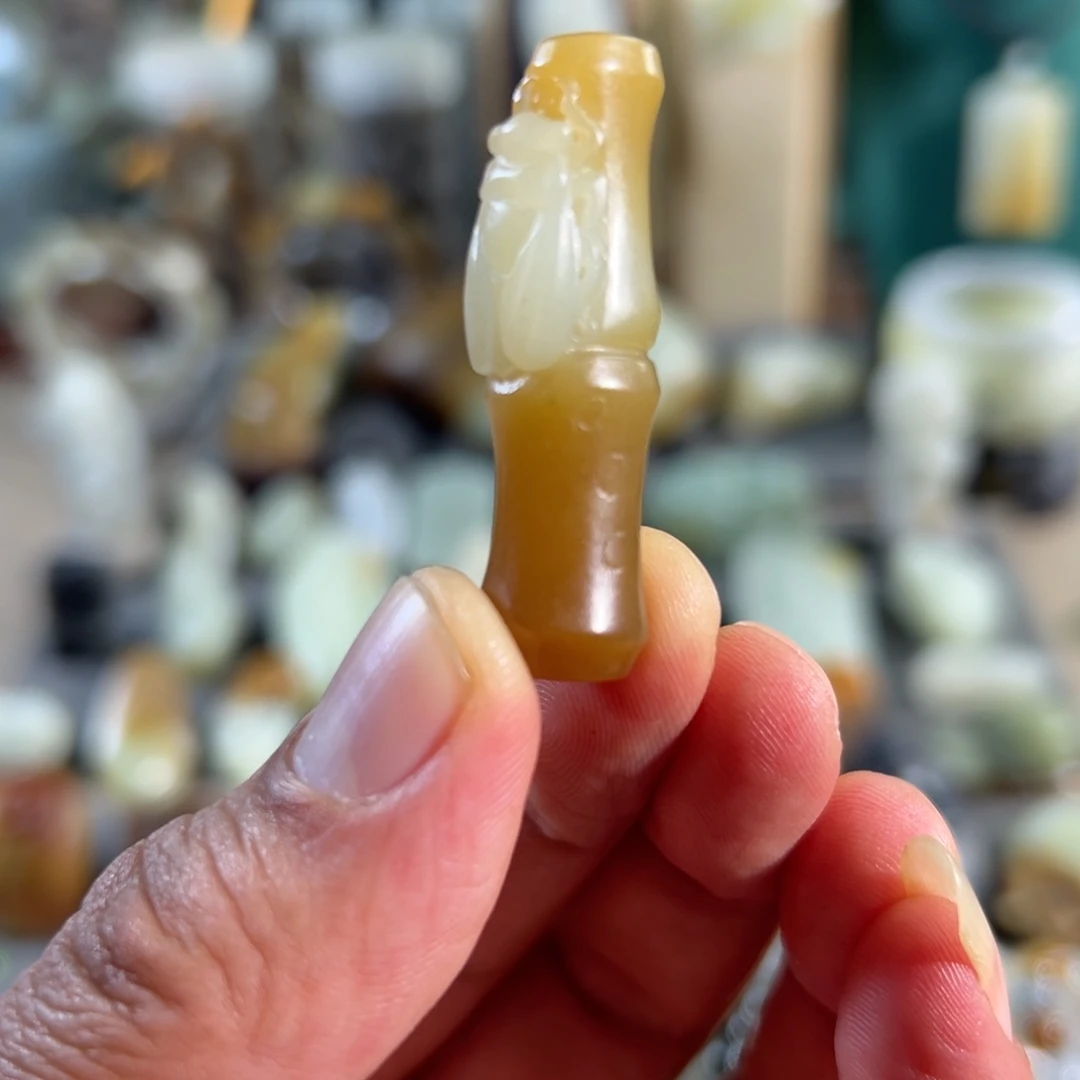 和田玉未镶嵌颈饰且未料