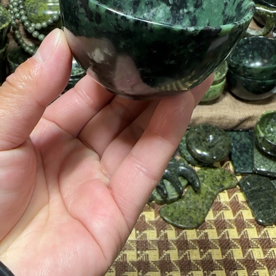 蛇纹石玉未镶嵌藏玉药王石养身产品