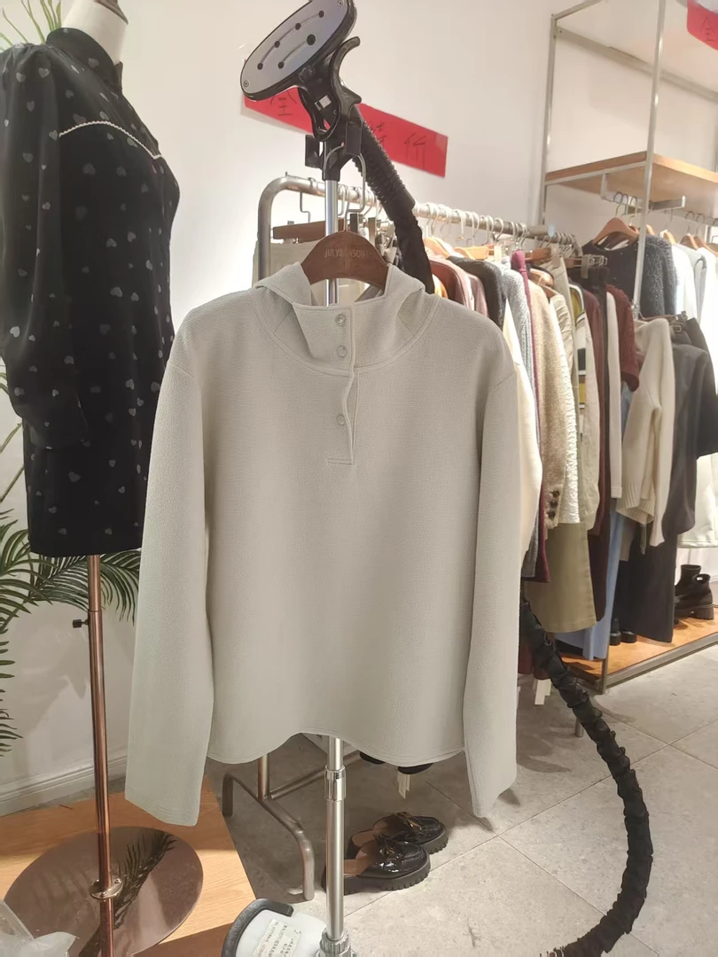 小丽衣橱连帽卫衣