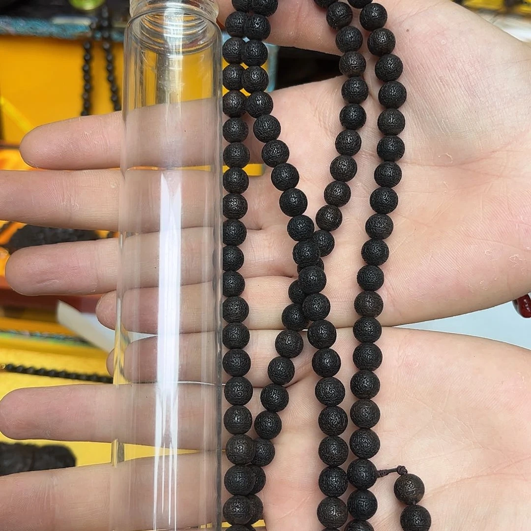 大叶紫檀（黑酸枝木类）