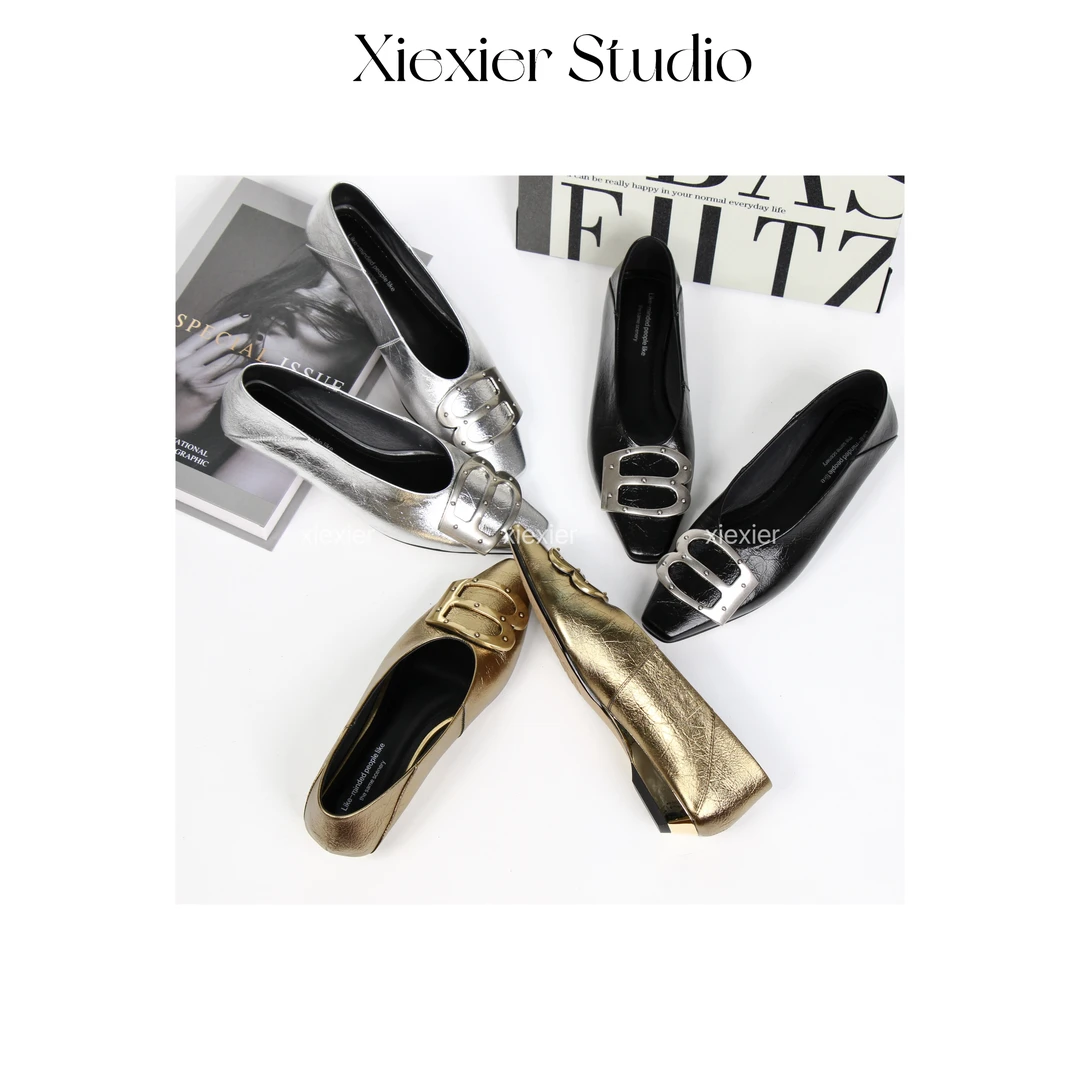 谢喜儿 | 2025春夏新款显瘦金属扣浅口单鞋
