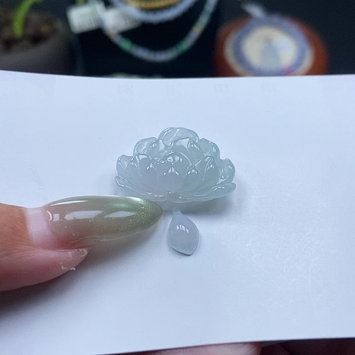 未镶嵌挂件翡翠吊坠