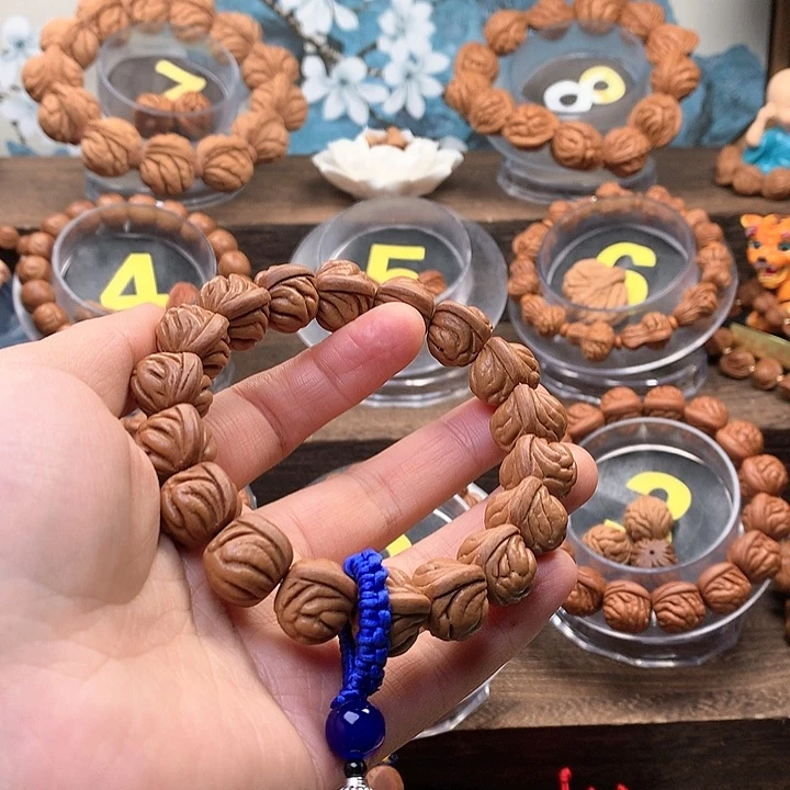 【闪购商品】文玩核桃吊坠用****41.6玉龙脊