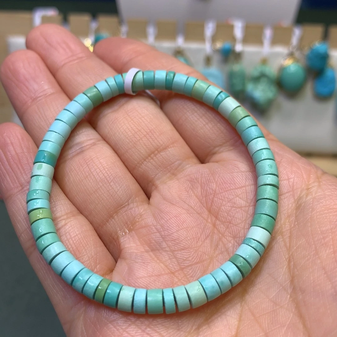 绿松石手串未镶嵌