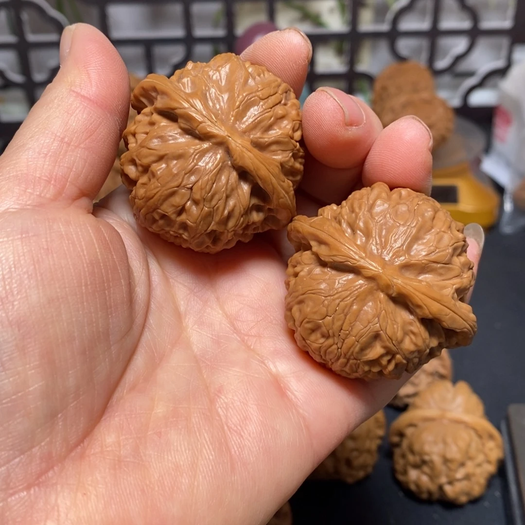 穷***孙吊坠文玩核桃宫灯