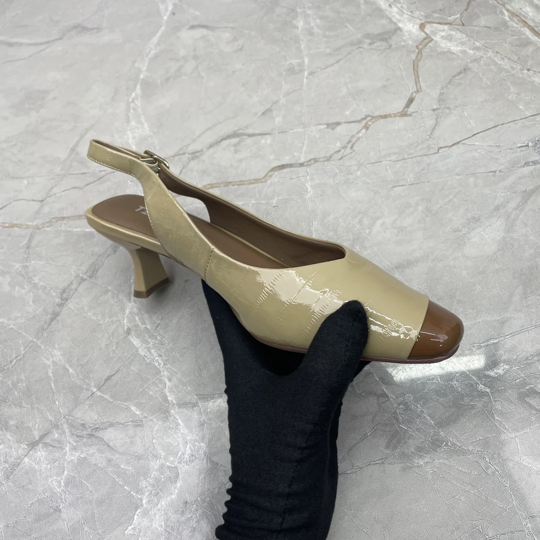 凉鞋女 (牛皮) b2795（孤品）c区37码