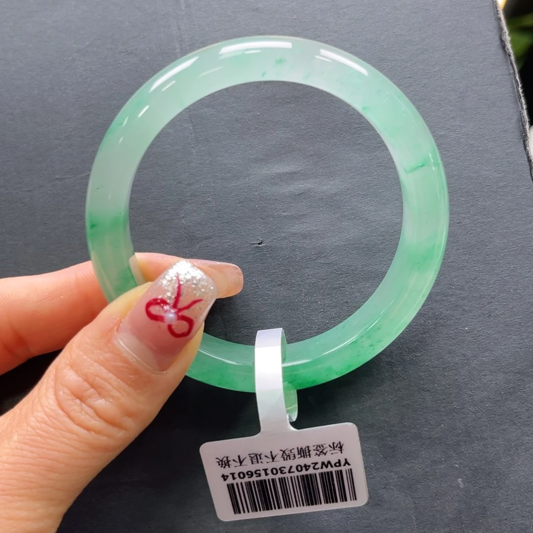 石英质玉手镯未镶嵌燕****3➕艳艳54