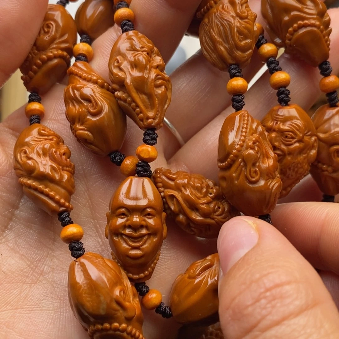橄榄核手串十八罗汉脖挂