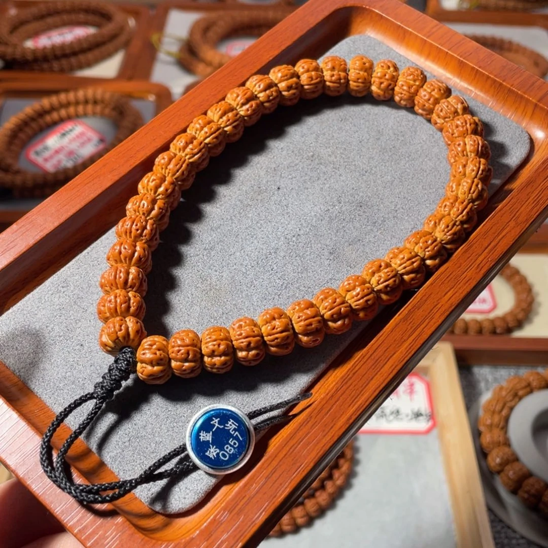 A***乐吊坠金刚菩提十出一天花板11.5