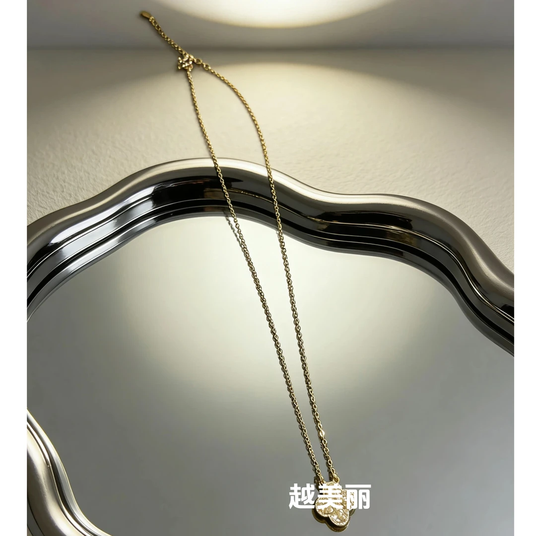 【越美丽】-V意大利精工拉丝质感高级极简xp8511