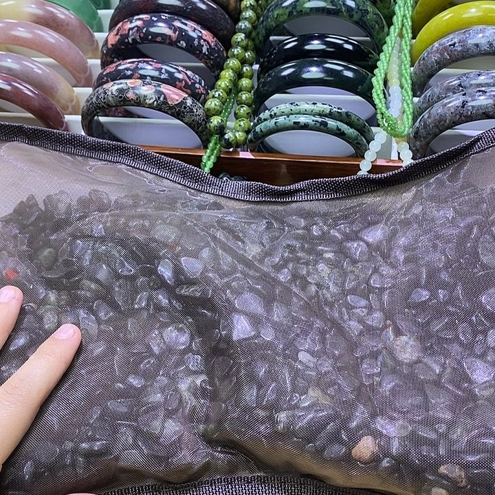 蛇纹石玉未镶嵌枕头