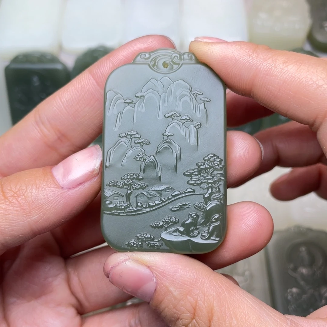 和田玉颈饰未镶嵌