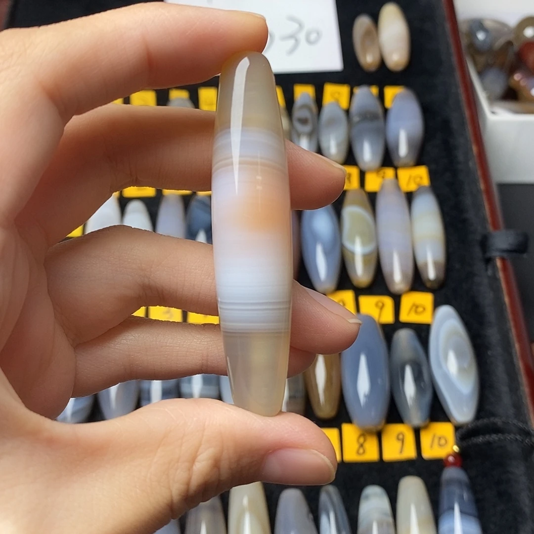 单***真玛瑙/玉髓未镶嵌颈饰