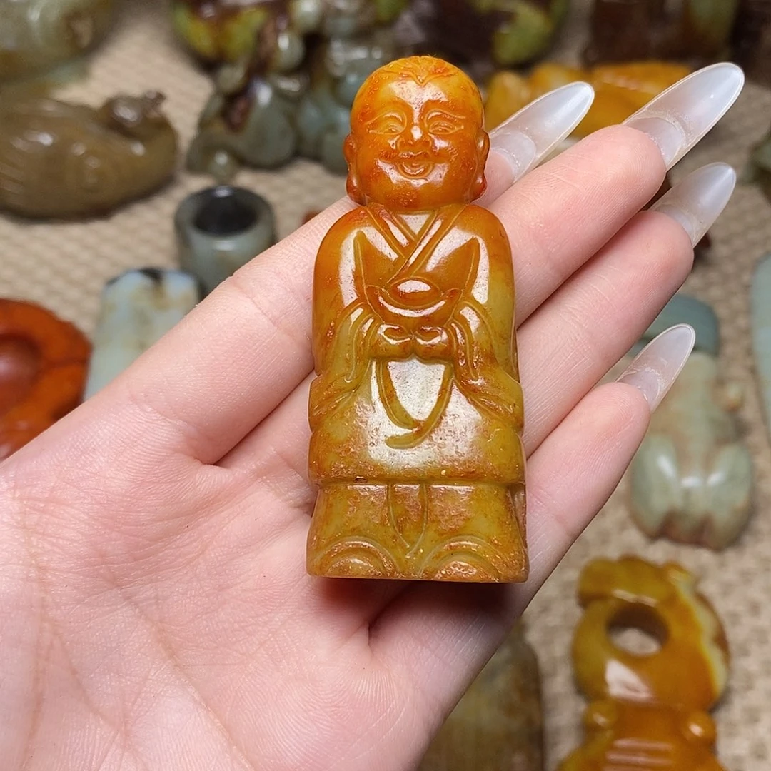 未镶嵌蛇纹石玉颈饰