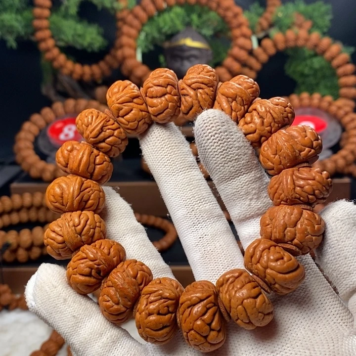 桃核吊坠秦岭龙纹