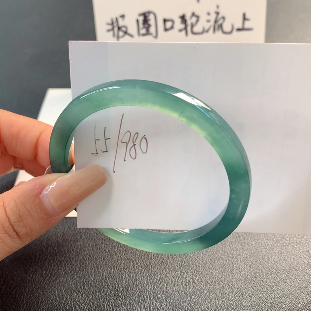 翡翠未镶嵌手镯天然翡翠