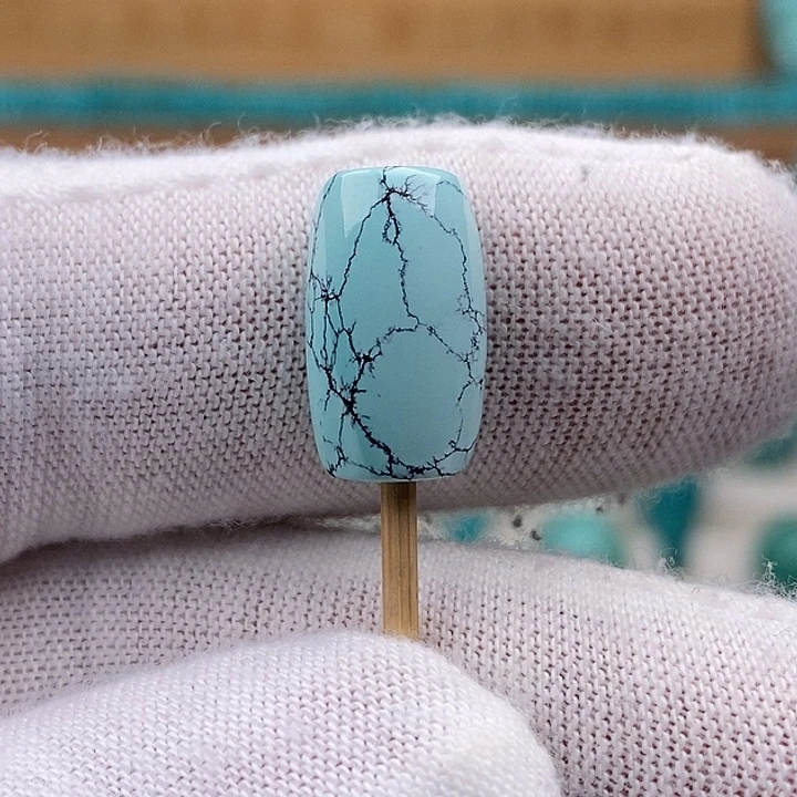 绿松石未镶嵌珠宝奇石8.5