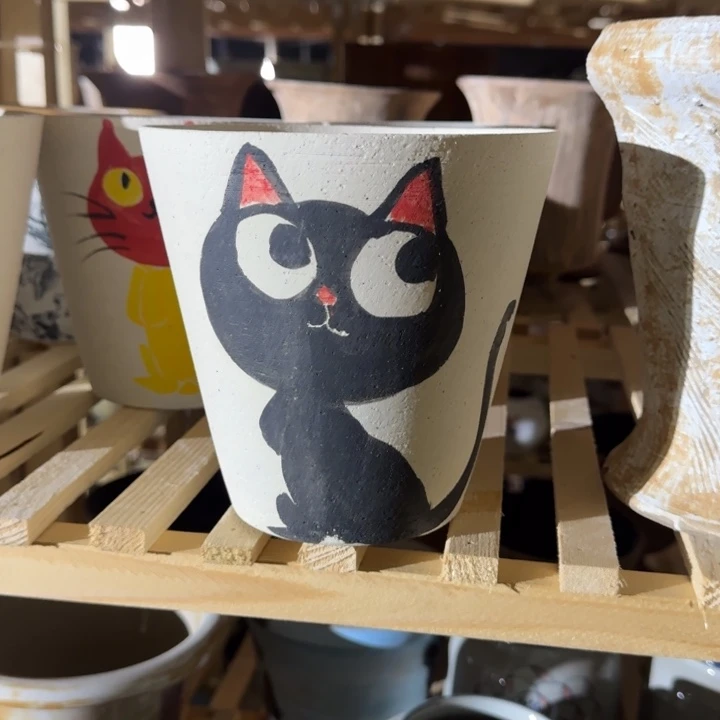 景德镇桌面陶瓷花盆