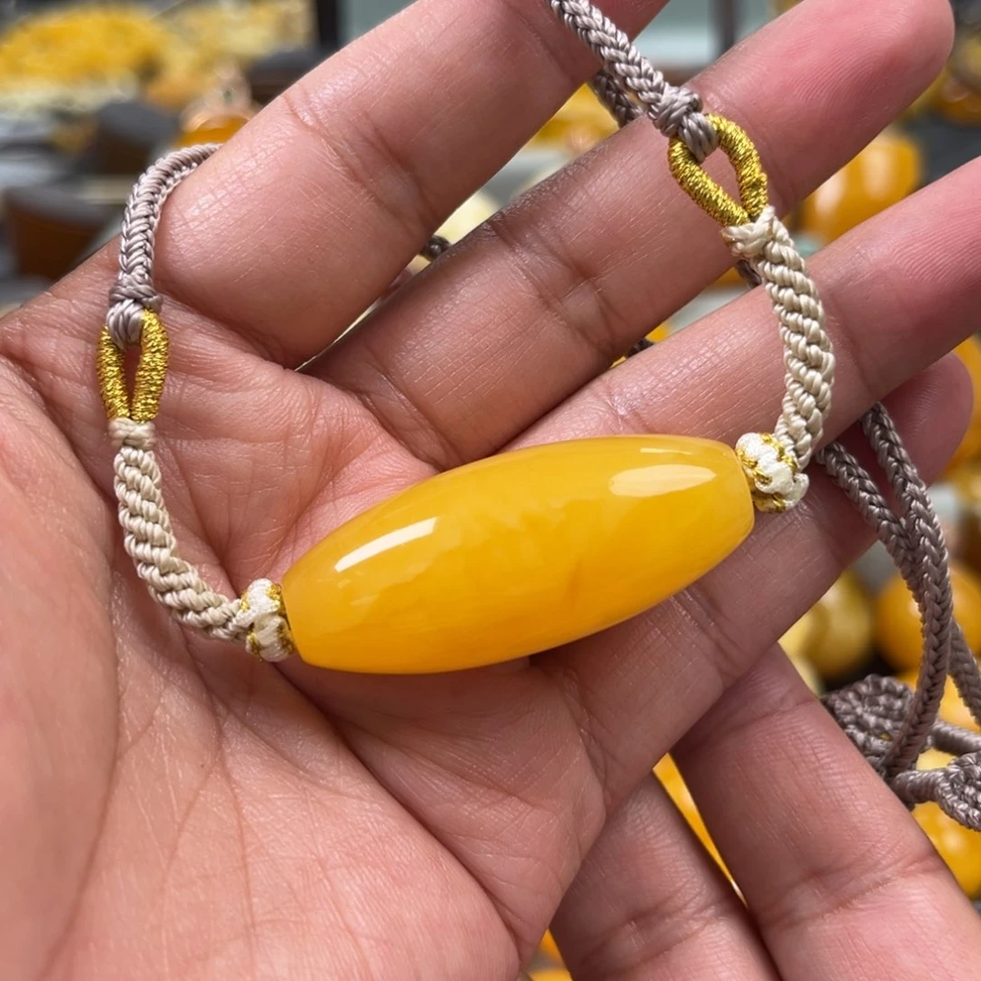 蜜蜡未镶嵌珠宝奇石