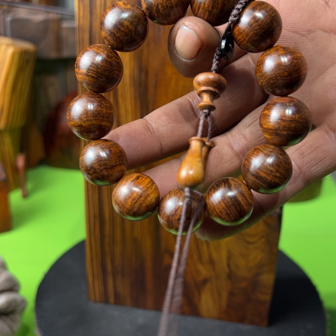 用***2大果紫檀（缅甸花梨）