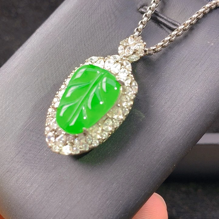 【闪购商品】翡翠未镶嵌颈饰翡翠