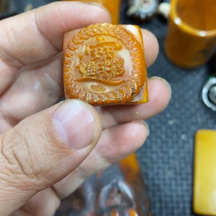 滴血莲花菩提吊坠