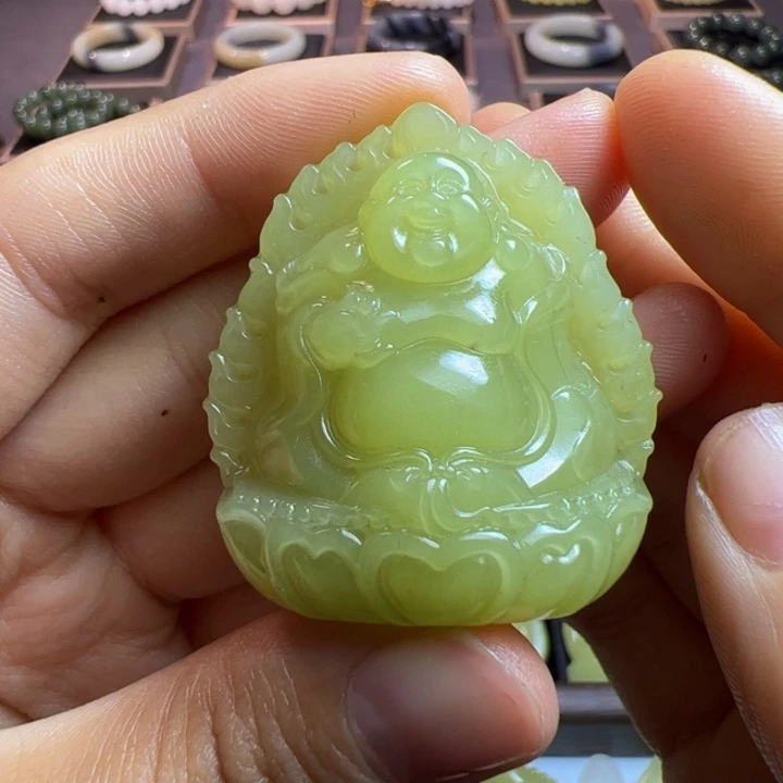 和田玉（黄玉）未镶嵌颈饰