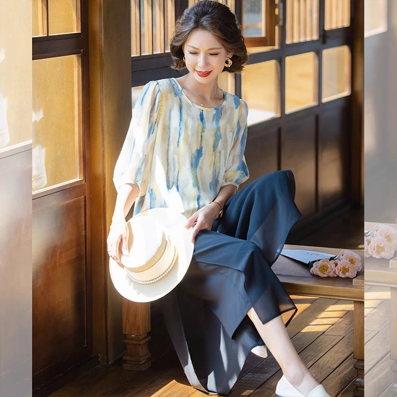 夏季气质妈妈装洋气雪纺上衣夏装小衫新款中老年母亲套装T恤女装