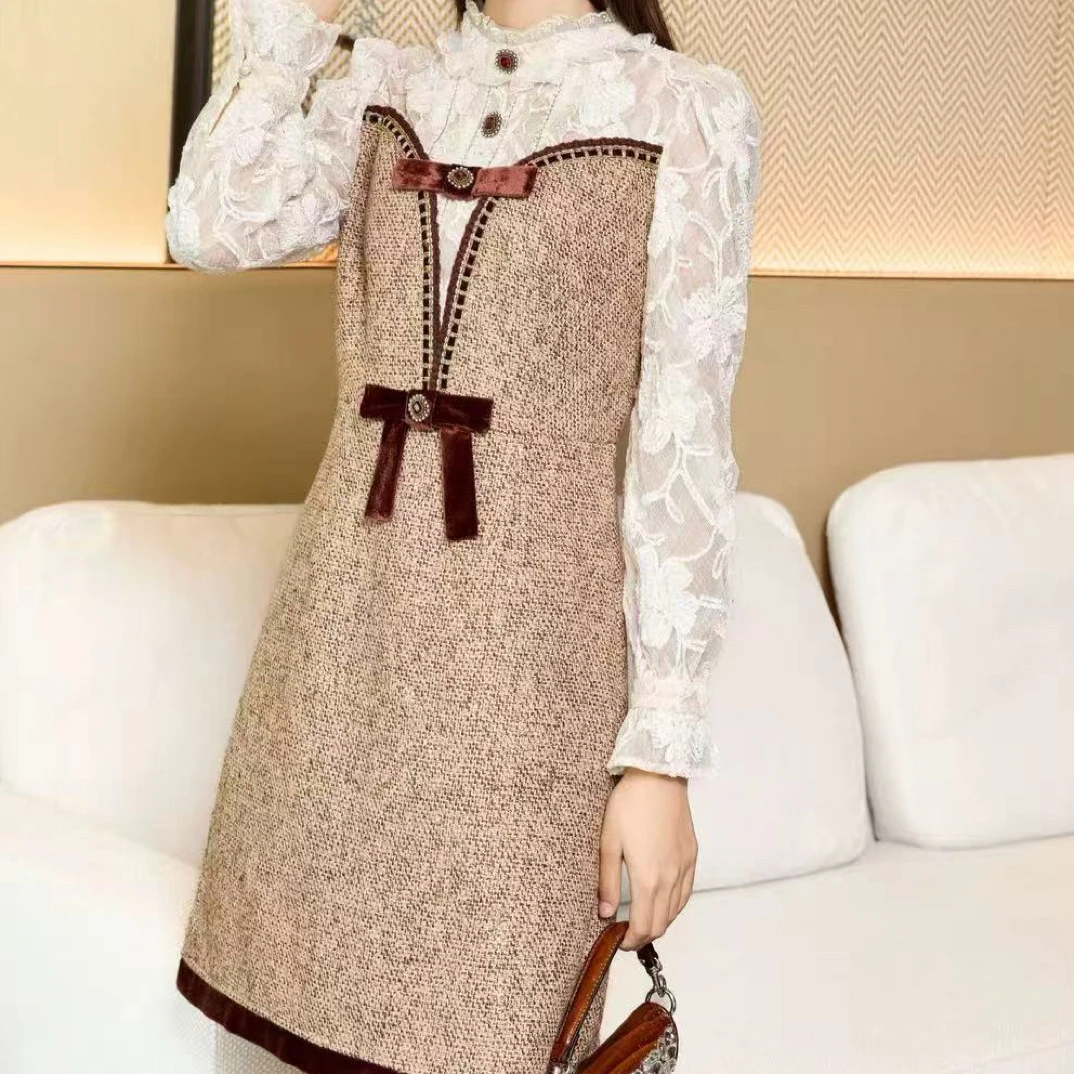 高级重工订珠优雅气质修身时尚收腰设计款连衣裙