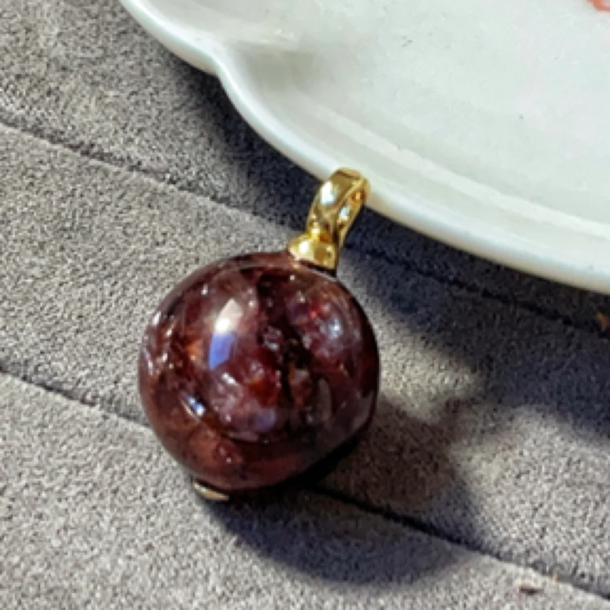 【鸿运】天然牛血红大宝贝胶花水晶单珠
