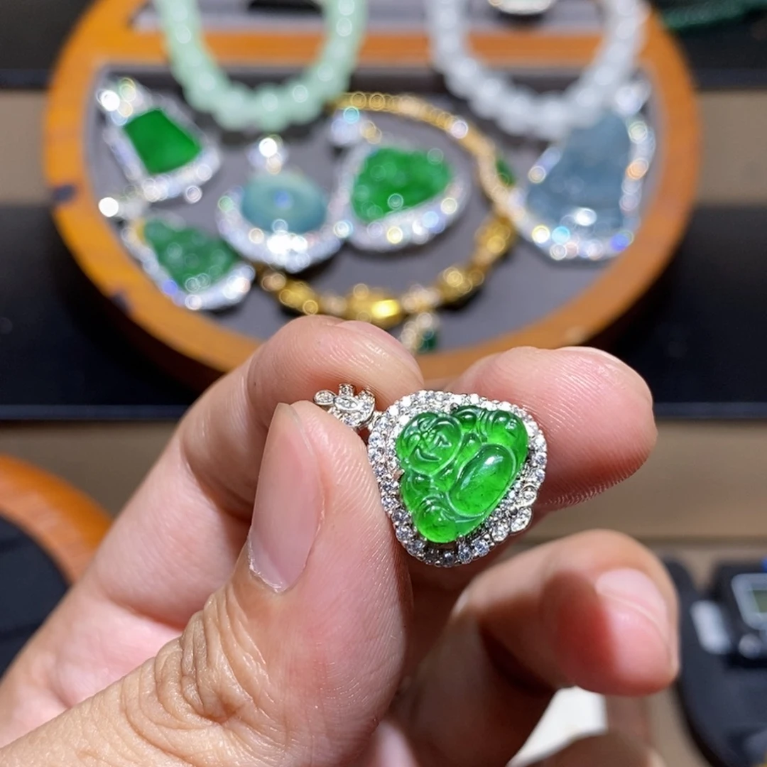 颈饰银S925镶嵌翡翠佛公