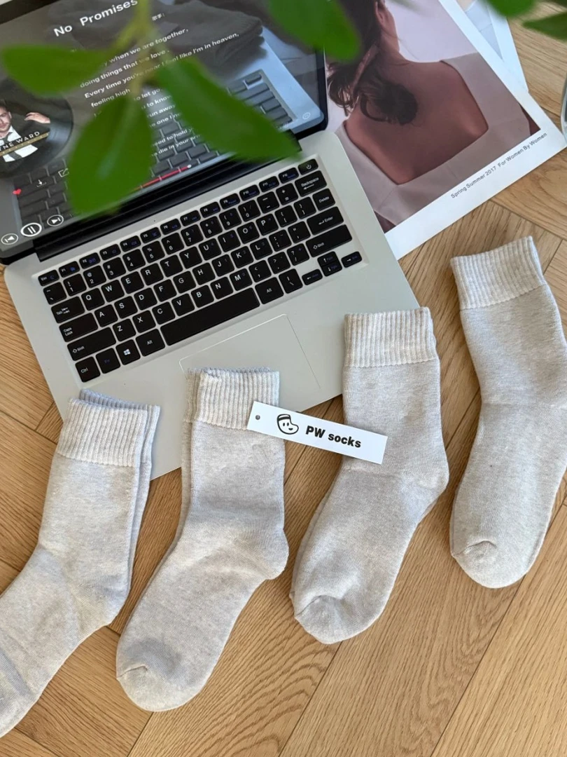 【瘦瘦】4双装-大码冬季毛巾底加绒保暖百搭加厚中筒袜男女S01818