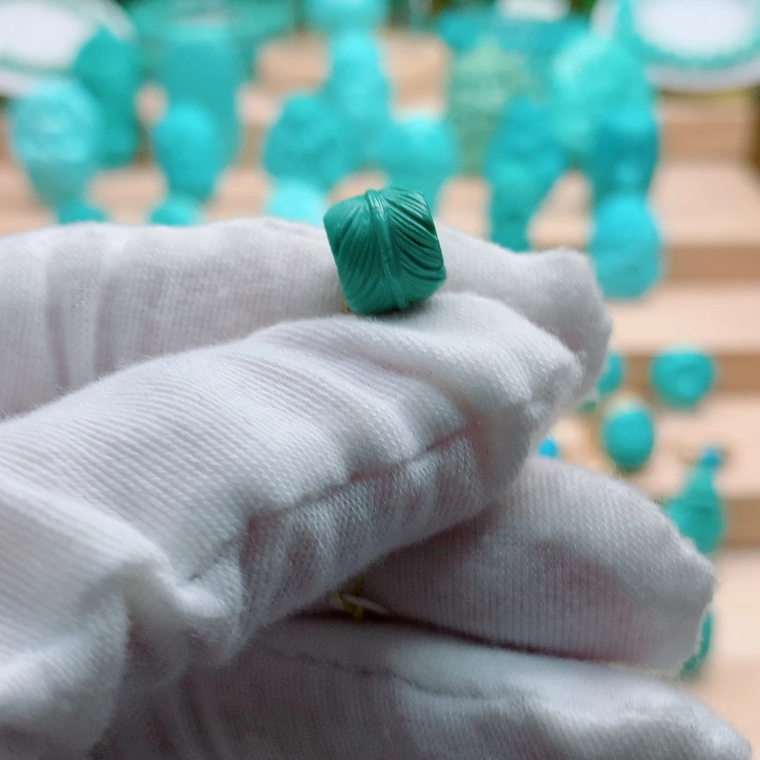 小***。绿松石未镶嵌配饰