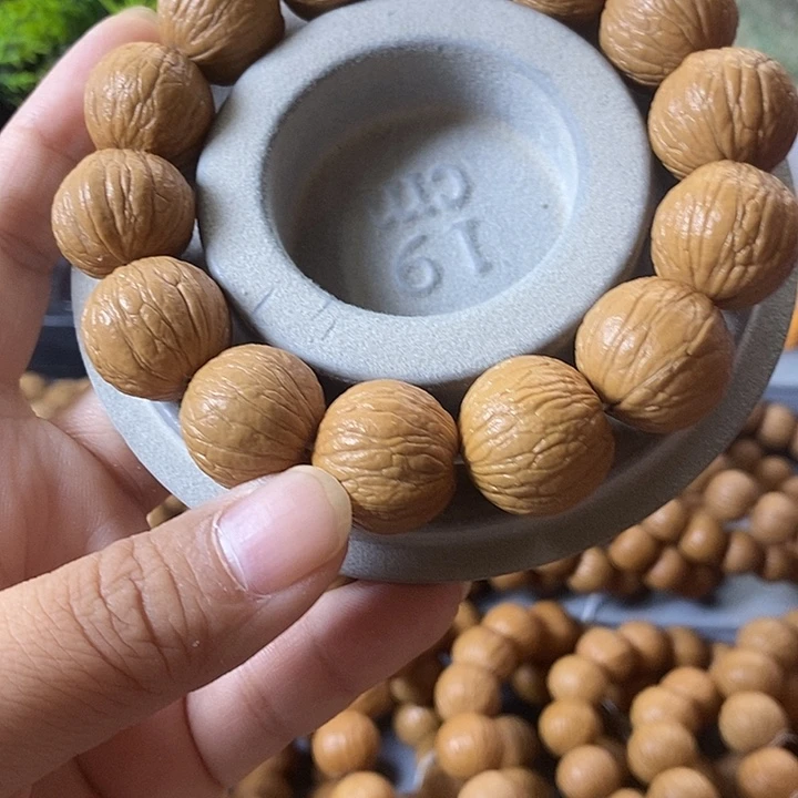 猴头核桃手串聚宝盆