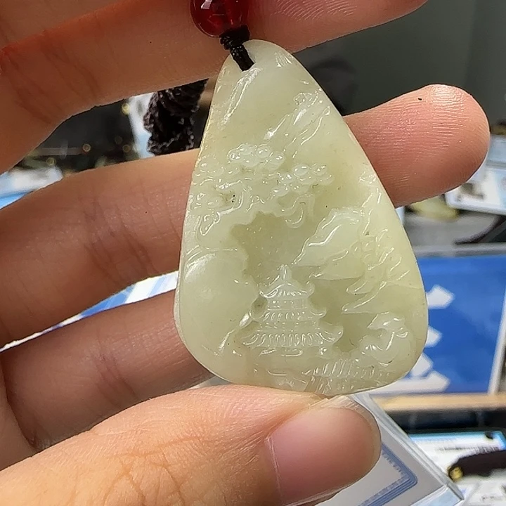 颈饰未镶嵌和田玉