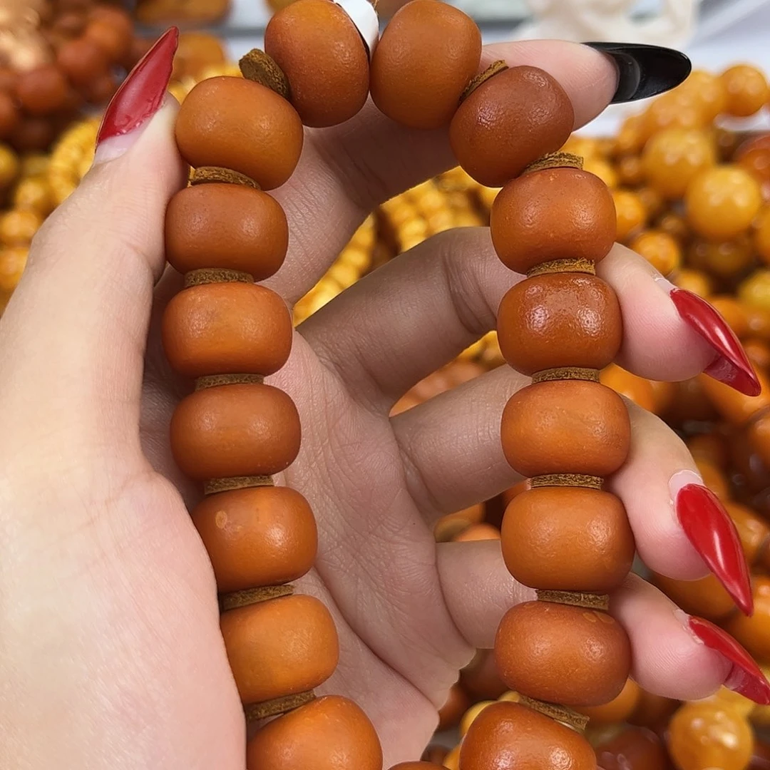 琥珀颈饰未镶嵌蜜蜡
