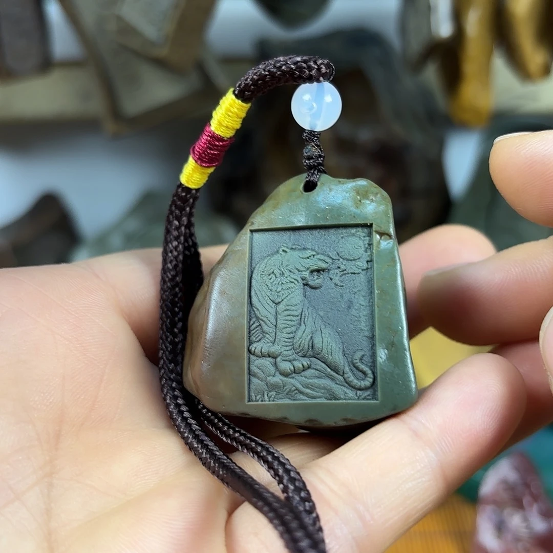 新疆戈壁石原石雕刻23