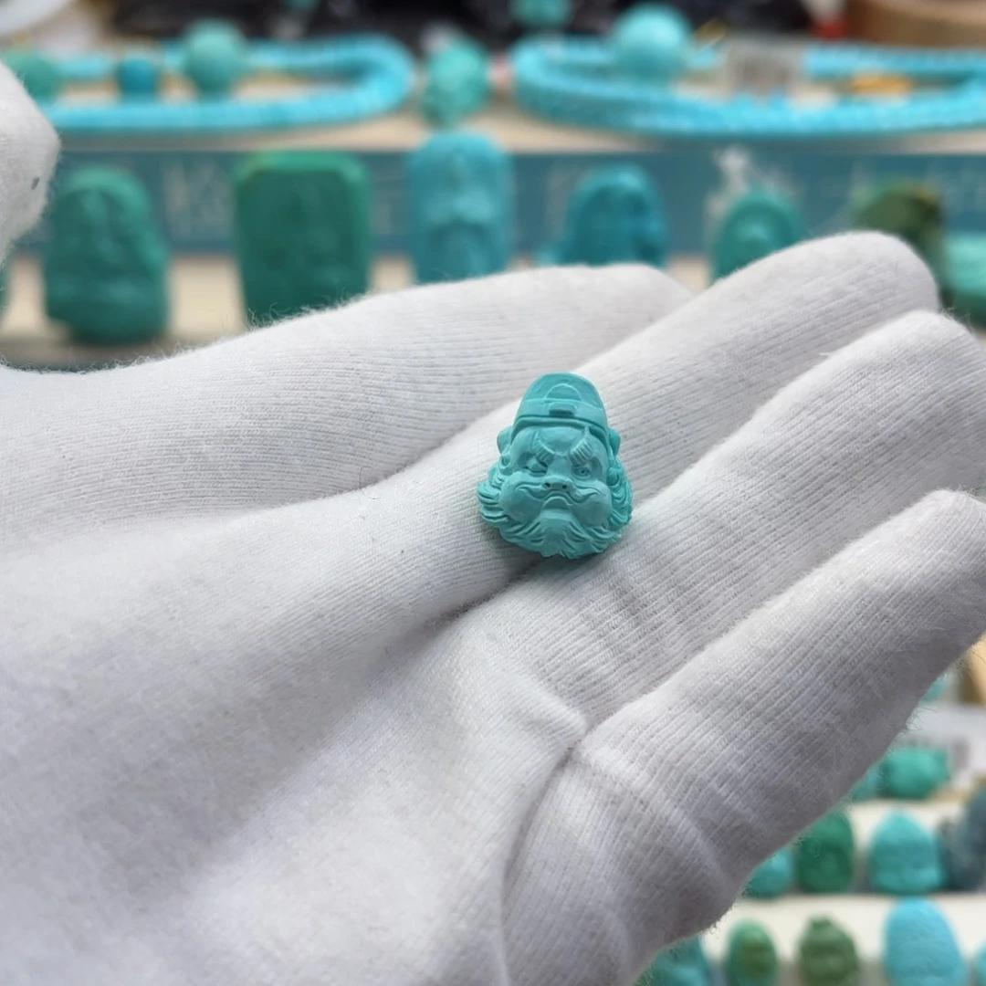 绿松石配饰未镶嵌