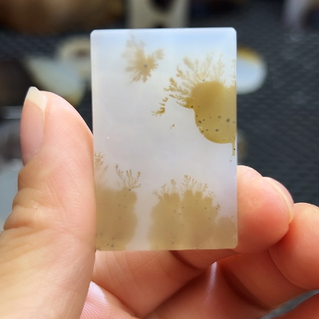 玛瑙/玉髓未镶嵌珠宝半成品
