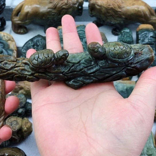 岫岩河磨玉（透闪石质玉）未镶嵌把件