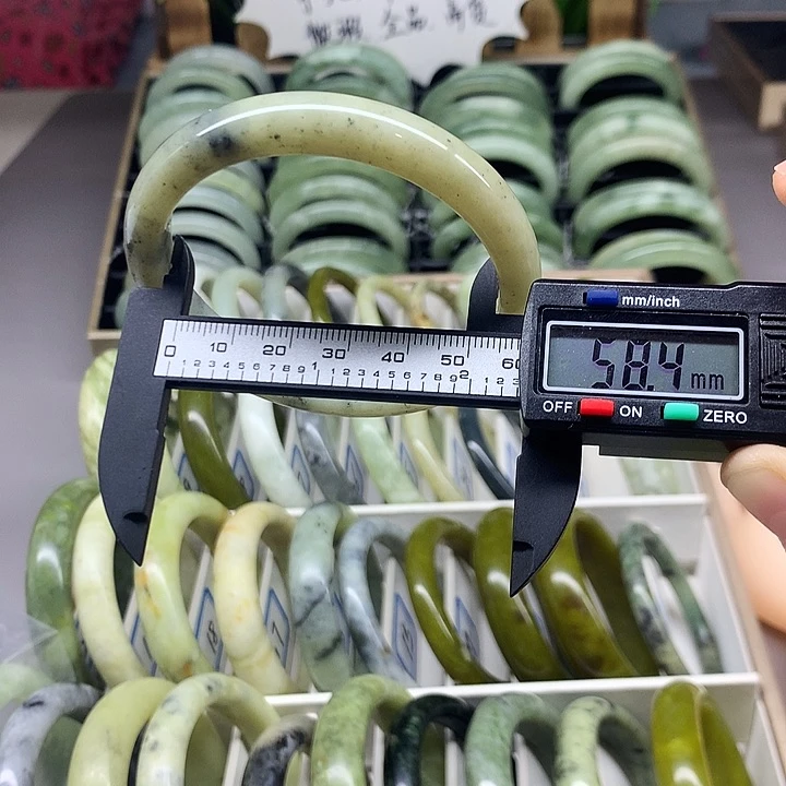 未镶嵌蛇纹石玉手镯22