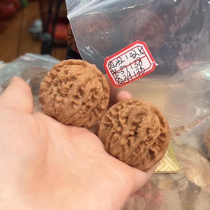 把件文玩核桃四座楼
