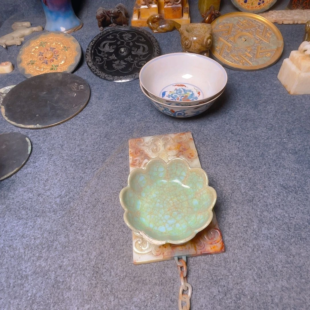 碟收****藏坎坎坷坷地过了两天之后