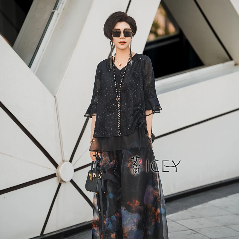 艾翕甄选【安然若梦】黑色重工刺绣抽褶T恤ZX2501210-1