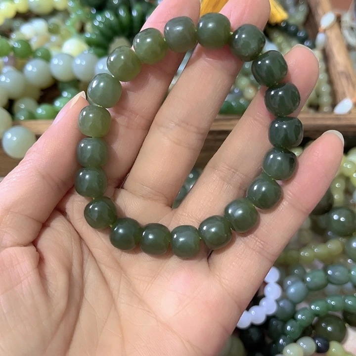 和田玉（糖玉）未镶嵌颈饰和田玉