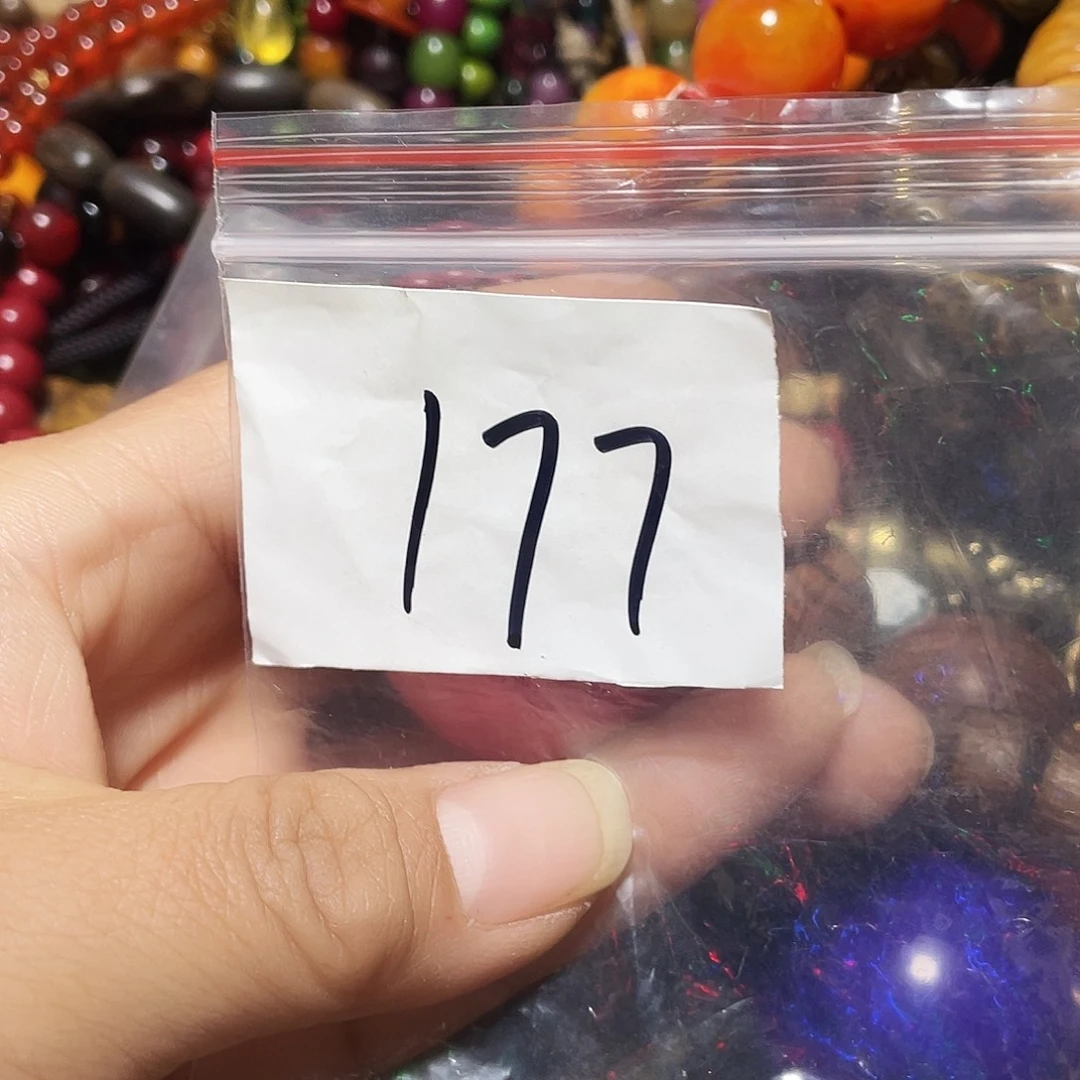 泉***迷琉璃/树脂/塑料类优惠多多