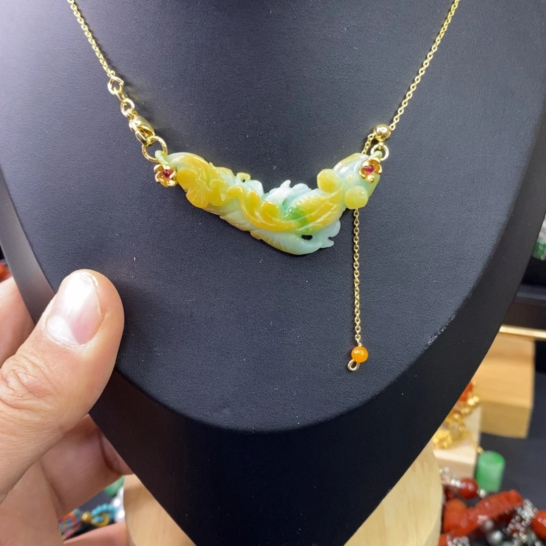 颈饰未镶嵌翡翠吊坠